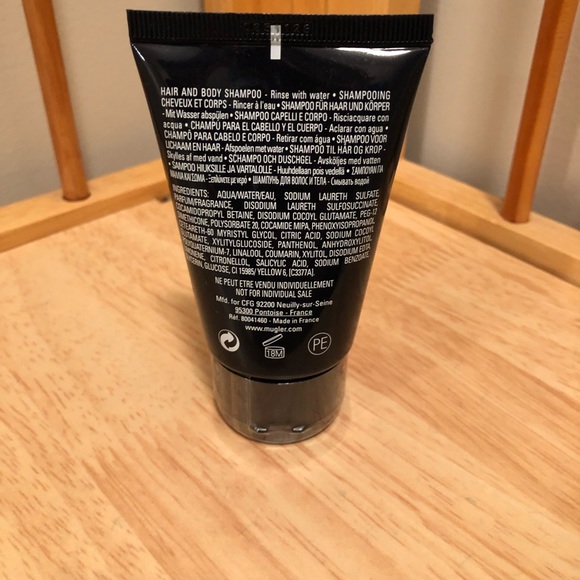 Thierry Mugler Alien man hair and body shampoo - Picture 2 of 3